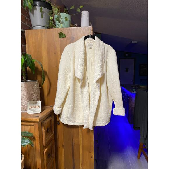 L.L. Bean Cream Sherpa Jacket - Picture 1 of 4